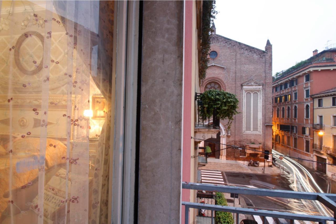 Bed and Breakfast Casa Vittoria Bridge à Vérone Extérieur photo